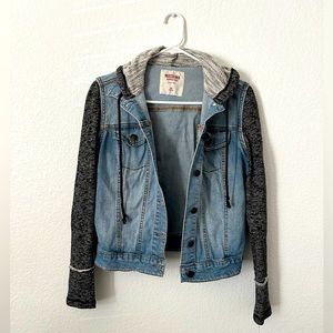 Jean Jacket with Cloth Sleeves